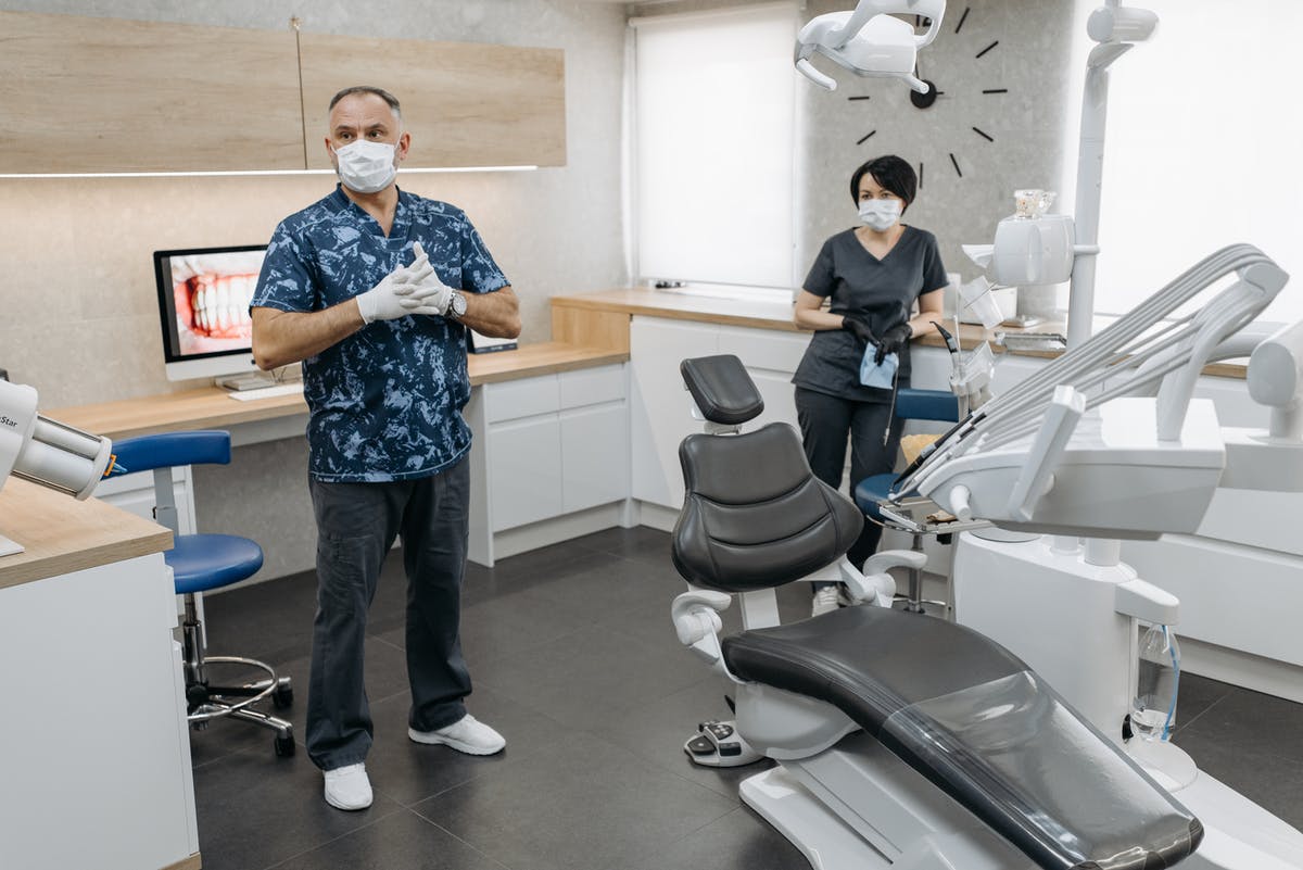 inside-dental-clinic-3.jpeg